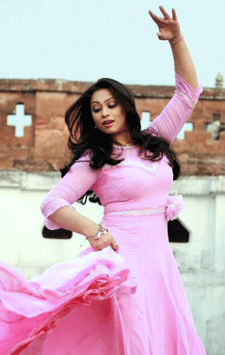Popy: Hot Bangladeshi Model & Actress Photos
